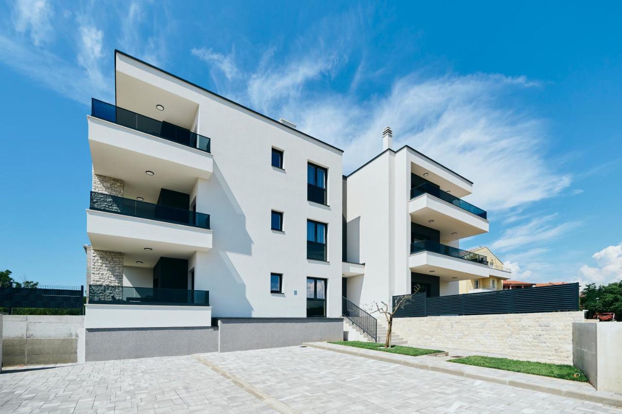 Apartments San Maris 2 Umag Exteriör bild